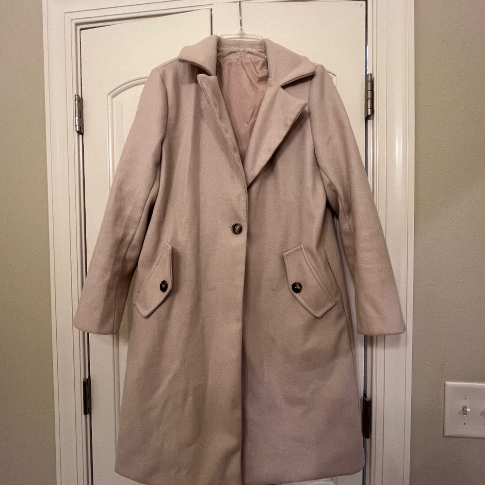 Single button light coat